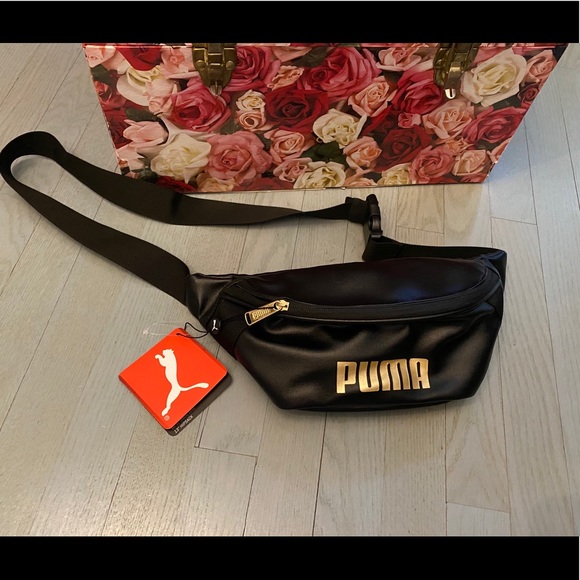 Puma Handbags - ‼️HOST PICK‼️NWT PUMA FANNYPACK❤️